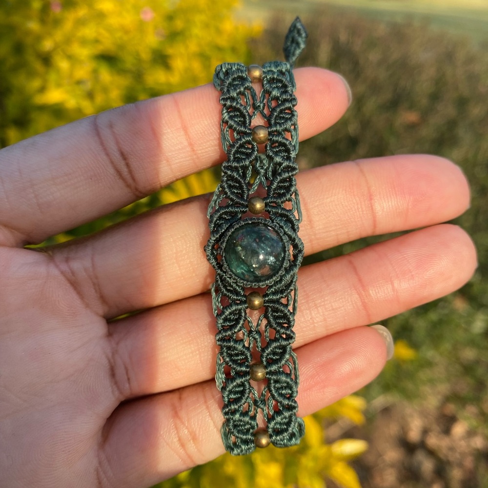Green Emerald Macrame Bracelet